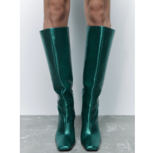 Zara LAMINATED HEELED BOOTS - Picture 9 of 15